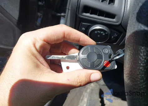 2015 Ford Focus Se z USA, uszkodzony, nr VIN 1FADP3F27FL353162